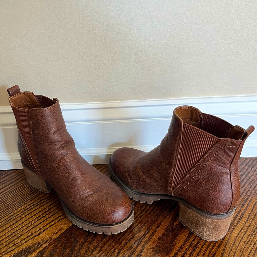 MIA Boots